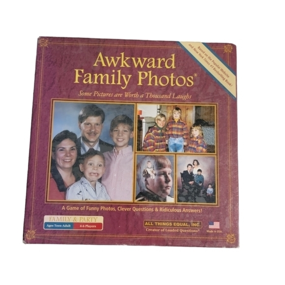Awkward Family Photos Board‎ Game by All Things Equal 2011 NEW & SEALED